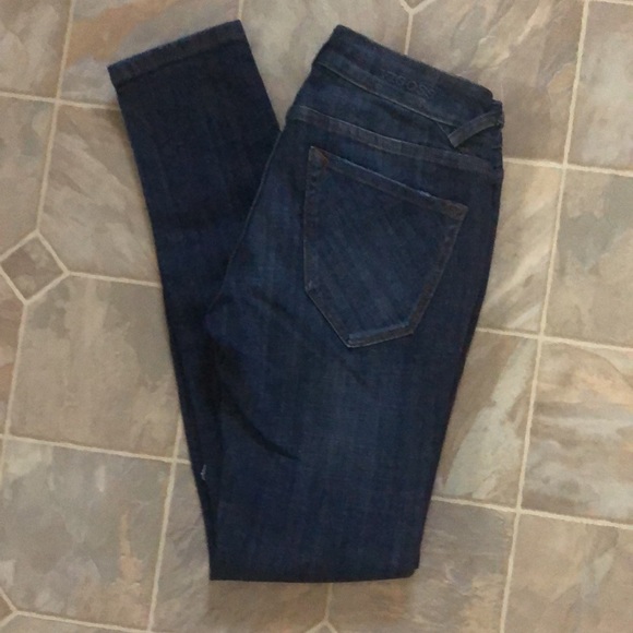 Vigoss The Thompson Skinny Jeans - Picture 8 of 8